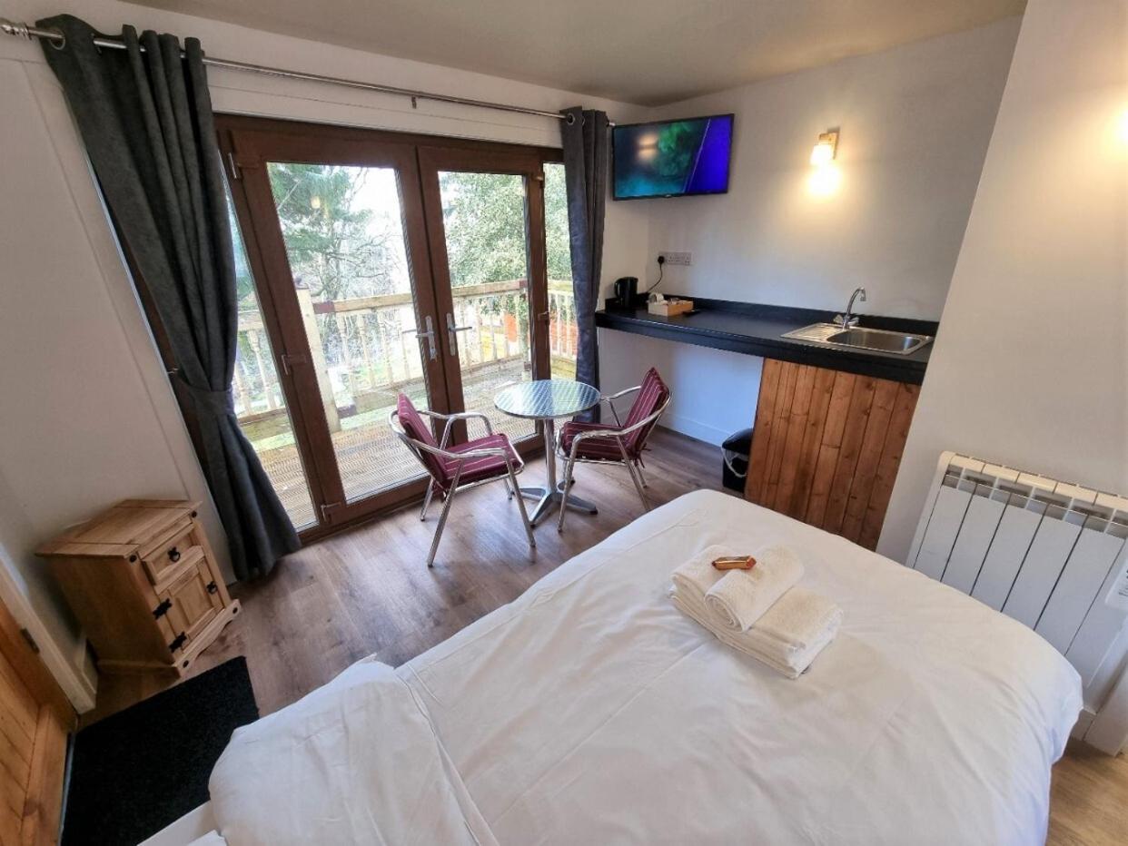 Roy Bridge Hotel Fort William Zewnętrze zdjęcie