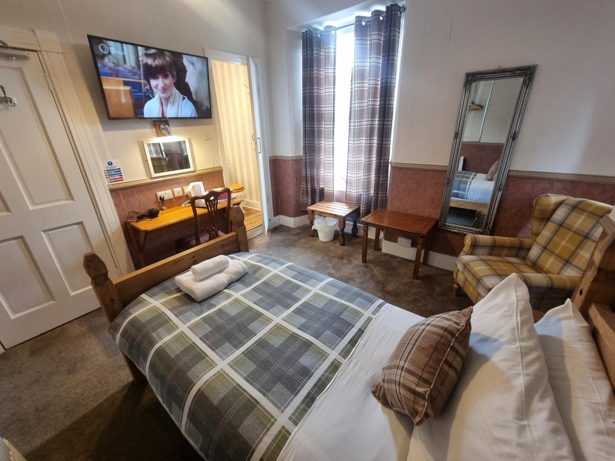 Roy Bridge Hotel Fort William Zewnętrze zdjęcie
