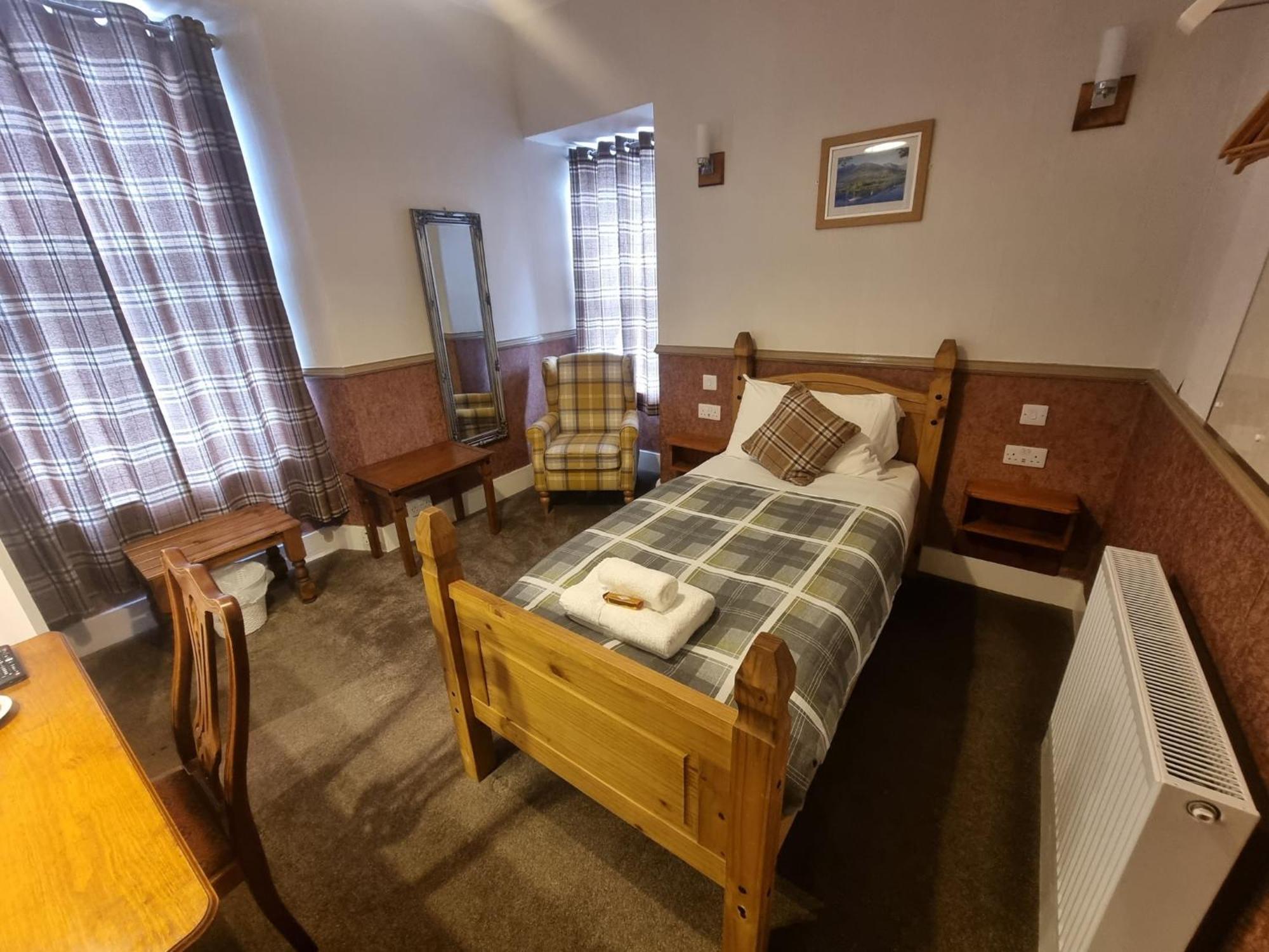 Roy Bridge Hotel Fort William Zewnętrze zdjęcie